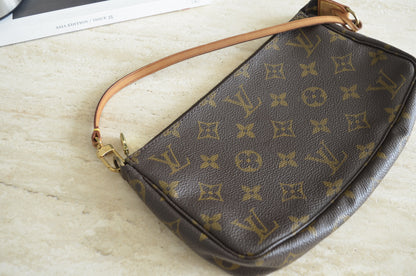 Louis Vuitton Monogram Pouch