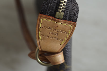 Louis Vuitton Monogram Pouch