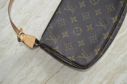 Louis Vuitton Monogram Pouch
