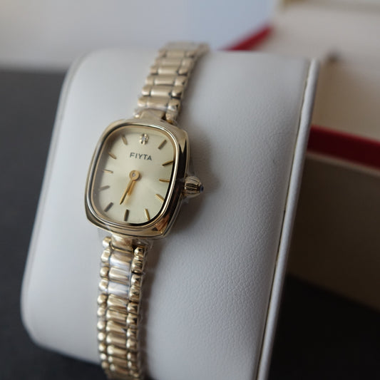 FIYTA Gold Watch with Diamond Dial