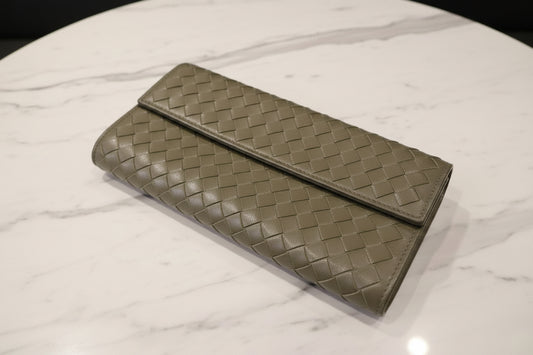 Bottega Veneta Intrecciato Vertical Long Wallet